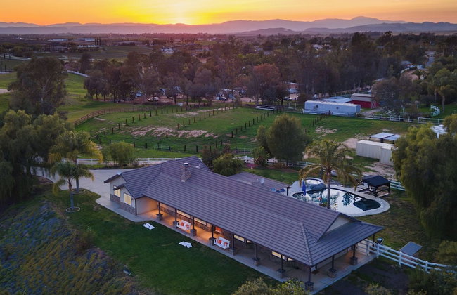 Temecula Wine Country Home w/ Pool, Hot Tub, Game Room & Vineyard Views - Foto 98
