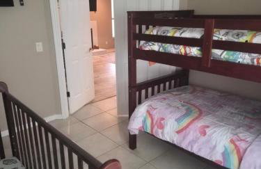 Traveling for Work or Fun 4BR Near KSC - Port Canaveral - Foto 8