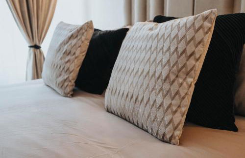 Bold St ApartHotel Book Individually or Book 8! - Foto 37