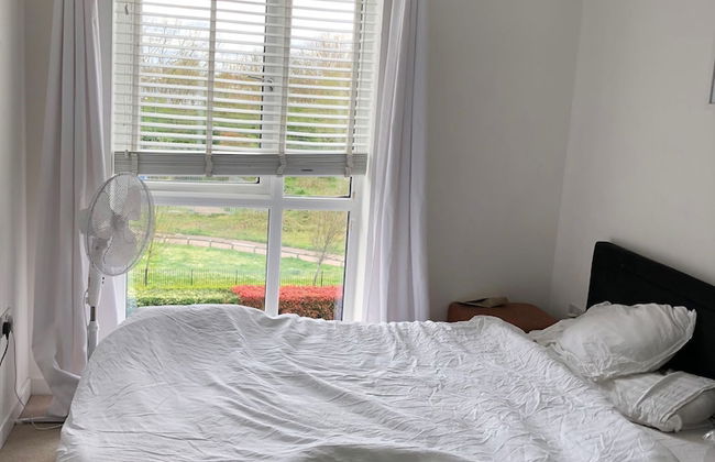 Impeccable 2-bed Apartment in Orpington - Foto 2