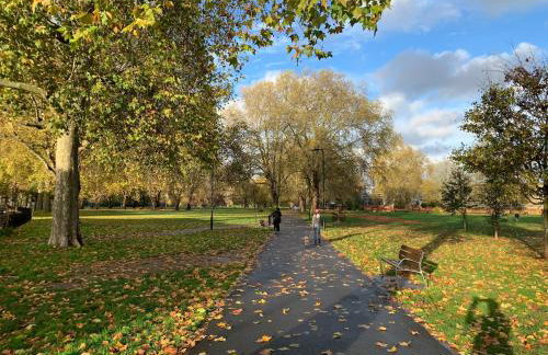 Peaceful London escape Hackney house with private patio - Foto 15