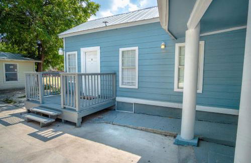 Remodeled Historic 1BR 1BA House Near Downtown - Photo 15