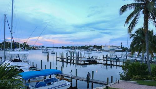 Sailfish Suites 2 - pet friendly & waterfront - Photo 4