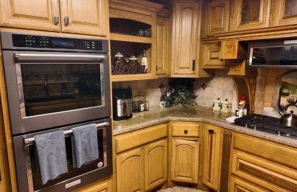 Spacious 4BR 3Baths Near Airport and La Plaza Mall - Photo 61