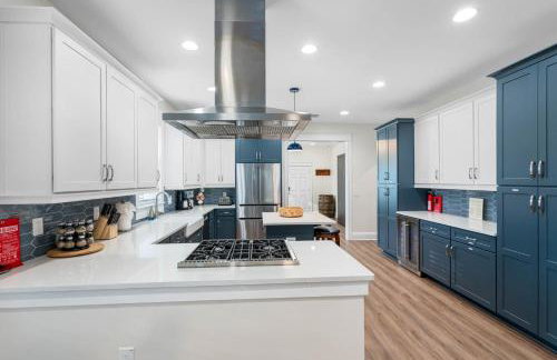 Luxury Stay Heated Pool and Hot Tub Fenced Yard - Foto 13