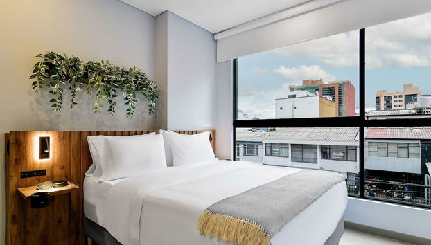 w Elegant Loft w Terrace in Santa Barbara - Foto 2, Habitación