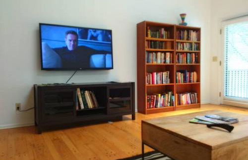 Office + 5 BR, Movie Theater , Creve Coeur -10 Sleep surface - Foto 3