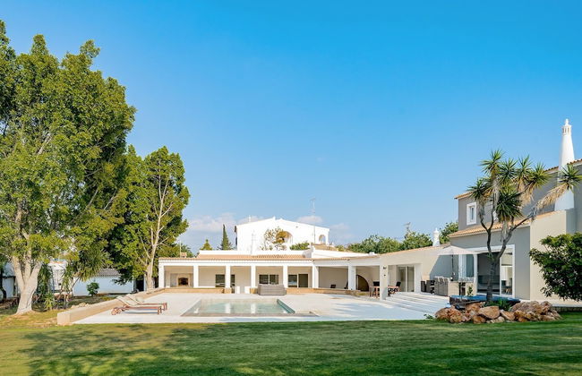 Luxury Almancil Villa With Heated Pool by Ideal Homes - Foto 25