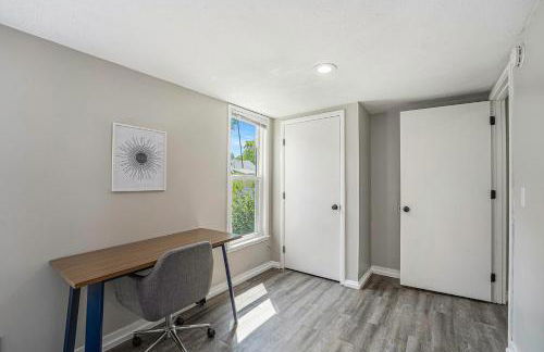 The Loft Life - Modern Corporate Housing - Foto 17