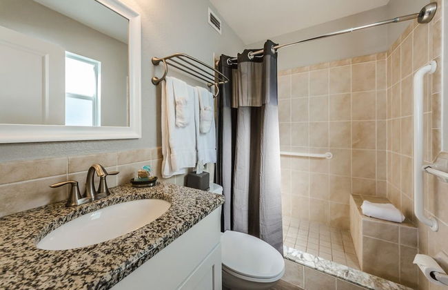 The New Hotel Indian Shores - Photo 18