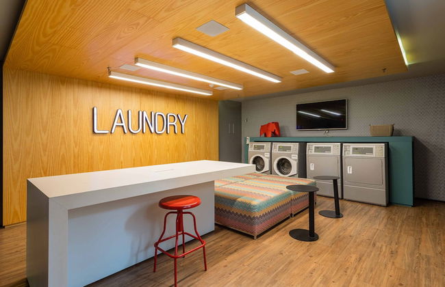 Charlie Alphaville - Foto 39