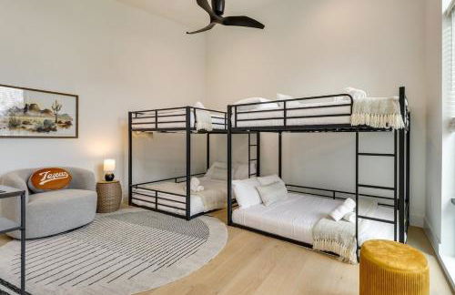 Architectural East Austin Home with Pool & Casita - Photo 18