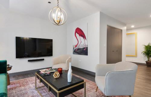 Experience Downtown Chicago at Millennium - Luxury Apartments in The Loop - Photo 80
