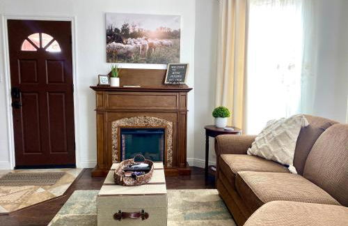 The Jailer's Cottage * Entire Home * Sleeps 12 - Foto 5