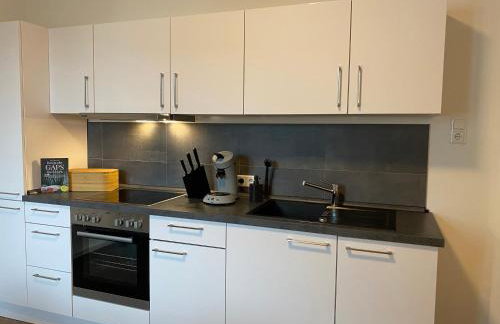BIELEFELD CITY APARTMENTS - Wood - 2 Schlafzimmer, voll ausgestattete Küche, modernes Badezimmer, schnelles WLAN - Foto 19