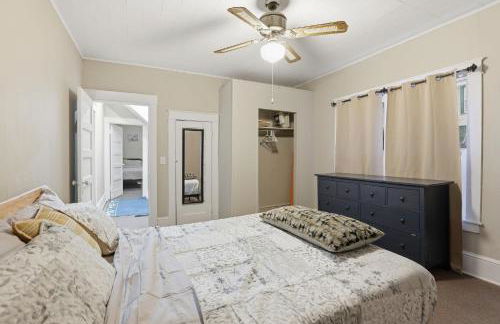 Cozy Matewan Trail Stay home - Photo 18