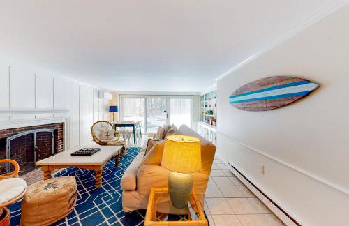 Just Beachy - Photo 25