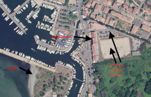 Appartement plein centre Saint Florent face au port - Foto 8