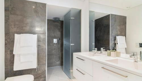 Ave Liberdade Restauradores Suite DeLuxe - Photo 4