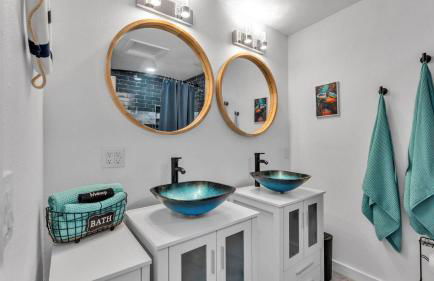 Lake, Pool, HotTub, Game Room, 8 Beds, Sleeps 17 - Foto 61