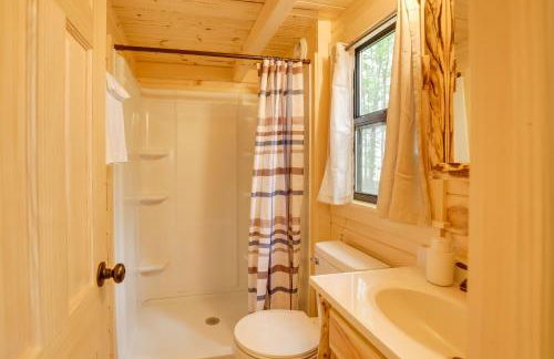 Mtn-View Middlebury Center Cabin Deck and Grill! - Foto 13