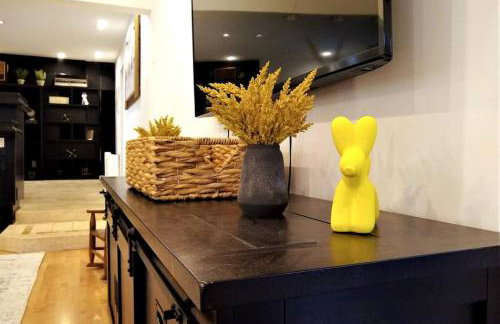 Stylish 4 Bedroom Home Near Venice Beach with Backyard BBQ - Foto 18