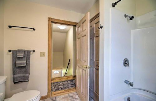 Lake Champlain Home with Decks, Kayaks and Fire Pit! - Foto 18