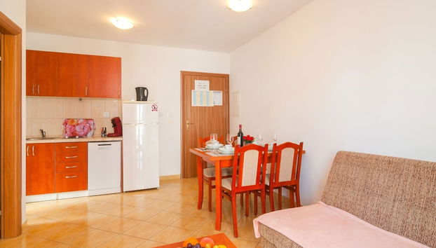 Apartments Island Beat - One Bedroom Apartment With Balcony and Sea View - Foto 5, Cocina privada
