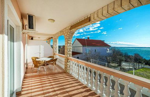 Gorgeous Apartment In Rtina With Wifi - Photo 11