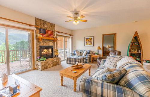 Condo with Stunning Mountain and 6th Green views near Harrahs Cherokee Bryson City - Foto 14