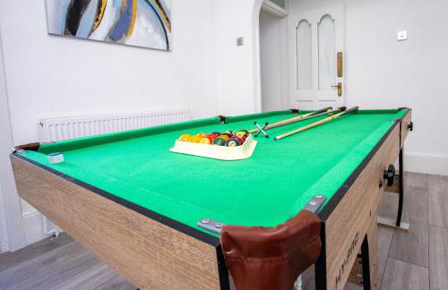 Sunny 3BR Home Near Portsmouth Park - Photo 15