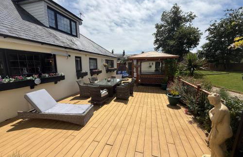 Detached property, beams, hot tub large garden - Foto 9