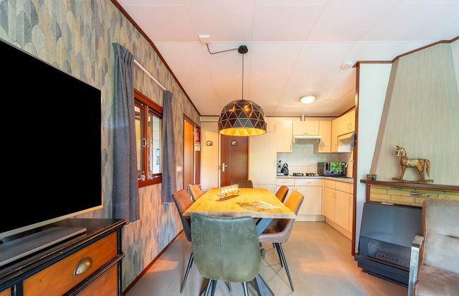 Pleasing Chalet in Stegeren near Forest - Foto 21