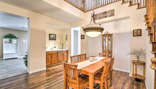 Spacious North Las Vegas Home with Yard - Foto 4