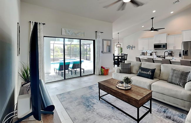 Calm Waters - Photo 13