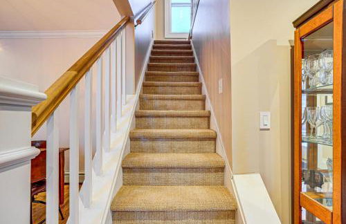 Stay and Play in Ellicottville Village! Home with Deck - Foto 17