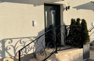 Exklusive moderne 2 Zi. Wohnung in ruhiger Lage - Photo 1