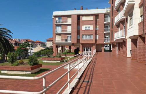 Apartamento, zona residencia con piscina, cerca de las playas en Santander - Foto 8