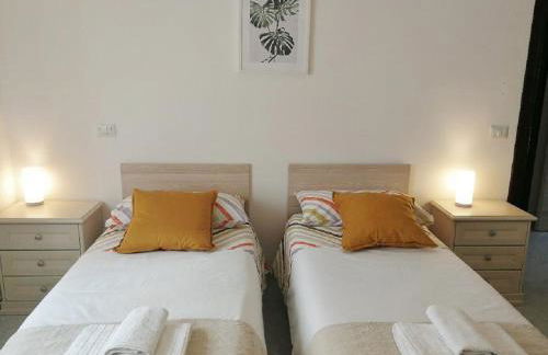 Sunset Penthouse - Photo 14