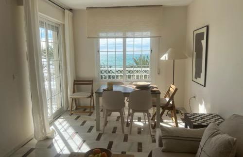 Apartamento LH Beach frente al mar - Foto 2
