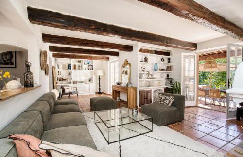 Villa Silia in the Gulf of Saint-Tropez in a natural setting - Foto 9