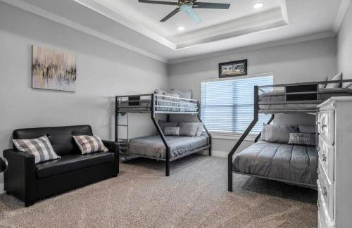 Just Like Home #6: Norman: It's Game Time (campus) - Foto 28