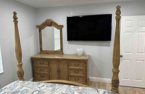 Lake Valrico's Camelot Court with HEATED POOL & access to private lake - Foto 50