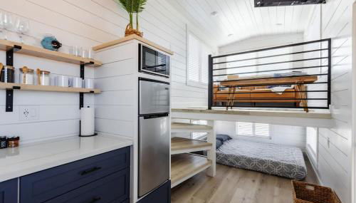 modern home with private hot tub - Foto 2