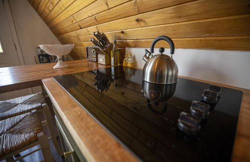 Scenic 2BR A-Frame w Hot Tub & Views - Foto 24