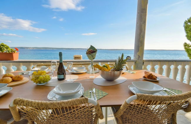 Holiday Home Seafront Escape - Photo 45