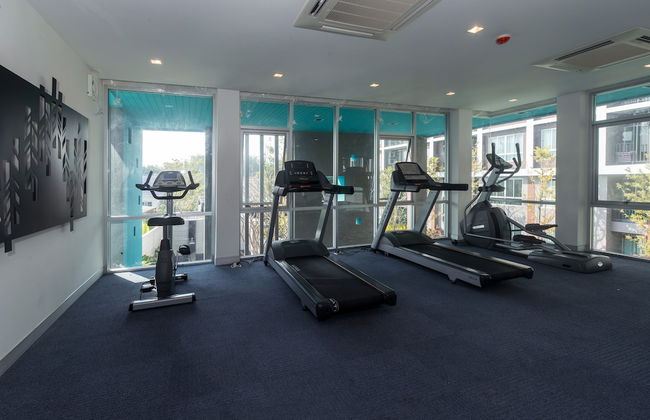 First Choice Suites - Photo 49