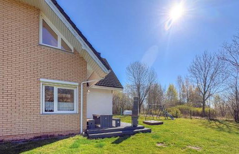 Gorgeous Home In Postomino With Wifi - Foto 12