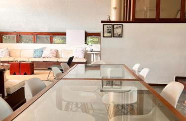 Casa Histórica de Sérgio Ferro - Arquitetura Moderna - Foto 9