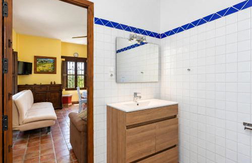 Ground floor apartment "CEZANNE", with spectacular pool in rural holiday park FINCA EL MORALEJO - Foto 17